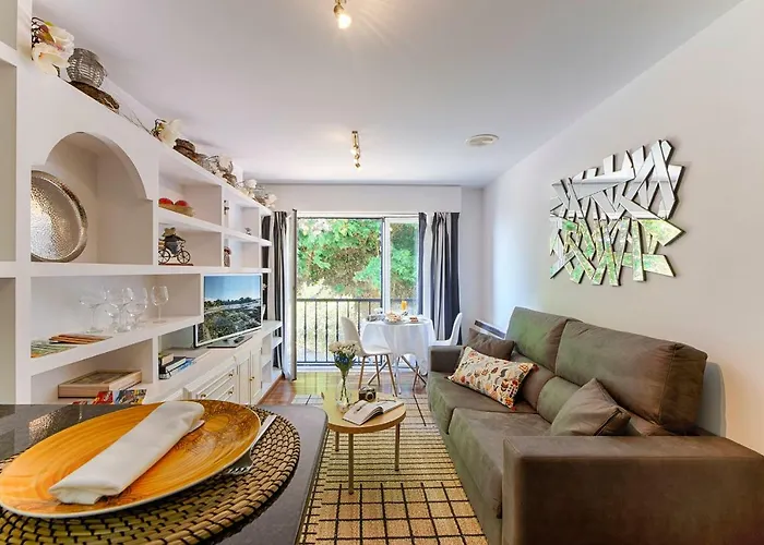 Santa Cruz * Oleiros